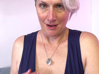 Hot MILF Gives A Younger Guy JOI On Their First Date To See How Much He Can Cum