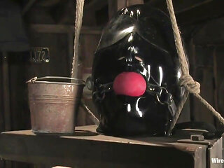 Cherry Torn Gets Her Pussy Wired
