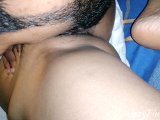 Asian Hot Couple XXX Video in Bedroom