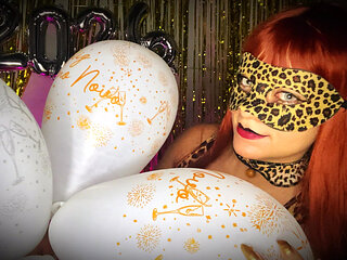 Felina Popping Her New Year's Balloons! (4k)