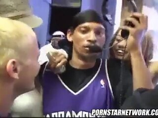 Blonde Gets Fucked By Thug In Front Of Gang Members