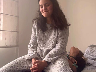 She Ties Me up and Then Facesitts Me to Orgasm