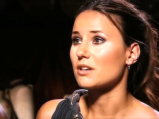 Milf gives wet blowjob with cum in mouth