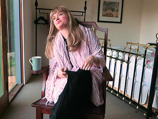 Interview: Laney in the Country Featuring Laney Day