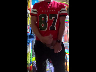 Football Player JockDad87 Shoots a Load of Cum in His #87 Jersey