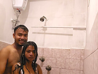 Bathing sex video with my Girlfriend Badly sex with my Girlfriend