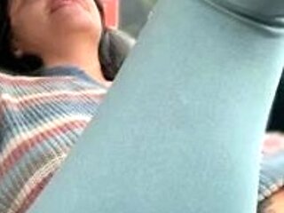 Amateur teen fucked outdoors