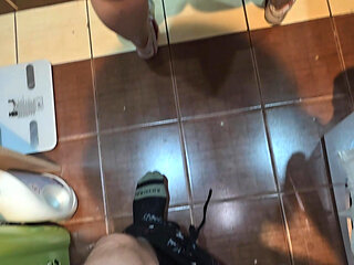 Horny Husband Caught His Wife Washing Her Hair in the Bathroom and Fucked Her