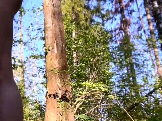 Wow, blew a stranger in the woods! XXX porn at its