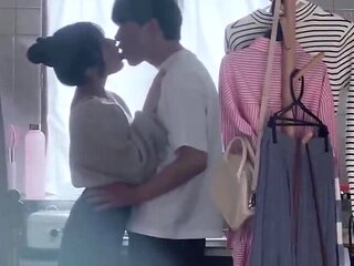 230-wguuhy-ouhsgy-poo-art