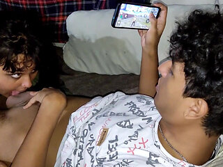 Playing Free Fire with My Dua and She Sucks My Dick so I Lose the Game Fantasiahardcoresex X Alisongonzalez26