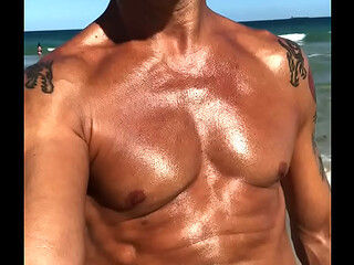 THE BEACH BODY PORNSTAR MAXXX LOADZ