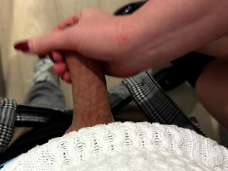 Risky Locker Room Tease Red Bra Try-on Leads to Sneaky Blowjob and Reward!