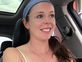 Cute workout sets deserve no panties!! Lets hit up a
