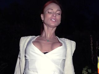 Pickedup gigner mature cockriding stranger