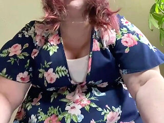 Giantess Discovers a Tiny and Has Fun Turning It Into Foot Slave and Squishy Toy