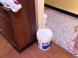 Jasmine and Cassandra Have an Accident