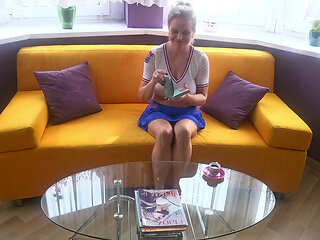 Blonde Cougar Finish Her French Lesson with Dildo Play