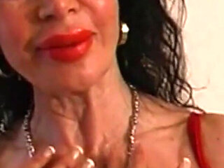 This Slutty MILF Shows Us Her Ass and Masturbates for Us in Front of the Camera