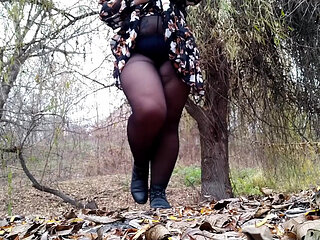 Mature MILF with a Huge Sexy Ass in Pantyhose Pees Standing Doggystyle