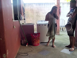 My wife went out and the maid couldn'_t resist my erect penis.