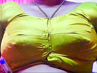 Madam wanted to have sex with servant in room