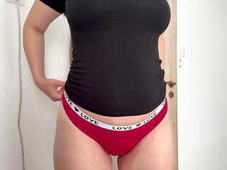Indian stepsister in red panties and maxi pads masturbates insertion fetish