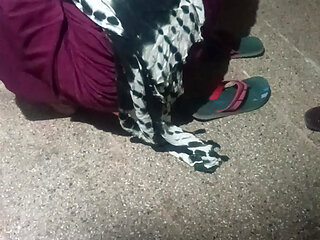 Aaj Bhabhi bhaiya ghar par nahi ha