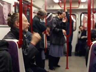 Anniima's Mysterious Charm Sparks Sensual Homemade Erotic Play