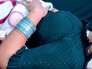 Indian - Aunty had a lot of fun