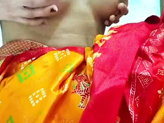 Yello sarre role play