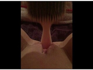 Virgin Teen Quietly Fucks Her Pussy With Hairbrush Until She Squirts