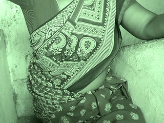 Super Indian lady handjob with boyfriend cock