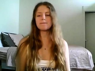 Brunette Couch Webcam Solo Fun Masturbating