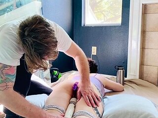 Smoking hot brunette toying tasty pussy in stockings