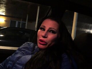 Hot brunette from squirt masturbating on webcam