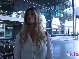 From the airport to her porn debut!! Spanish mommy Jenna Arson lets loose for us :-D