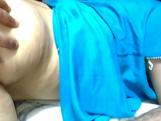 Arab Cuckold Husband Film His Wife Fucked by His Freind