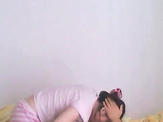 Submissive Chinese Teen Sucks My Dick for 20 Minutes