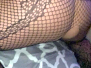 Hotwife Showing It Off