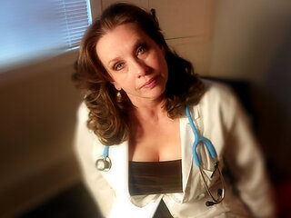 Full Scene! a Sexy Mature MILF Doctor Examines a Young Man and His Curved Cock