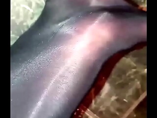 Tri or quad digits for this big beautiful B, with s&eacute_xy feet.#shiny