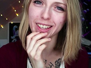 amateur his tall blonde fetish masturbating on live webcam