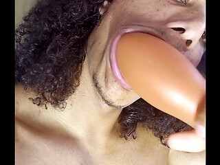I like to suck tasty