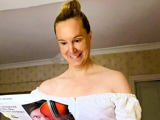 Cute amateur brunette naughty in solo jerking show on camera