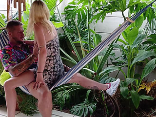 Hawaii Fuck Outdoor with Small Petite Hawaian Blonde