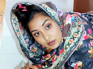 Bangladeshi Girl Fucked At Her House - Desi Bhabhi Big Ass Creampie