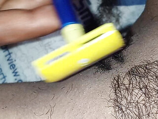pusy save and clean its very hot pusy