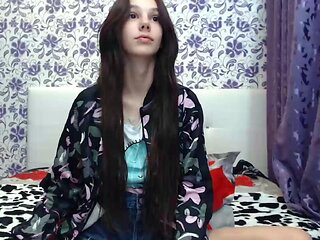 Amateur Webcam Teen Masturbates And Teases