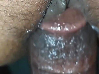 Wife Ke Chut Mein Jab Land Dala to Boli Aur Andar Tak Dalo